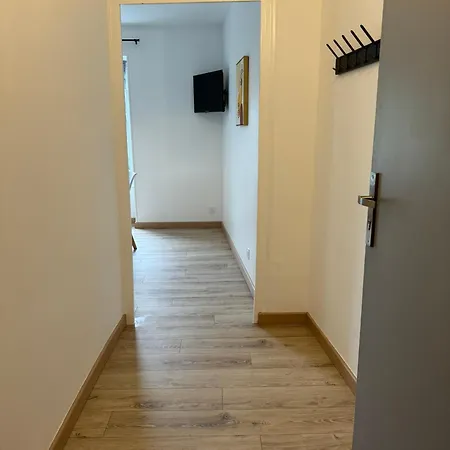 شقة 2eme Etage - Centre-ville - Local Velos Disponible مايين