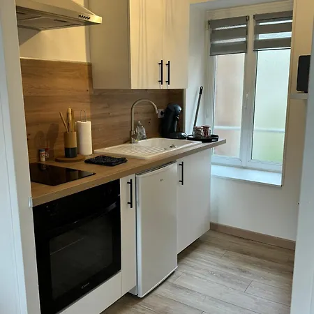2ème étage - Centre-ville - Local Vélos Disponible Appartement