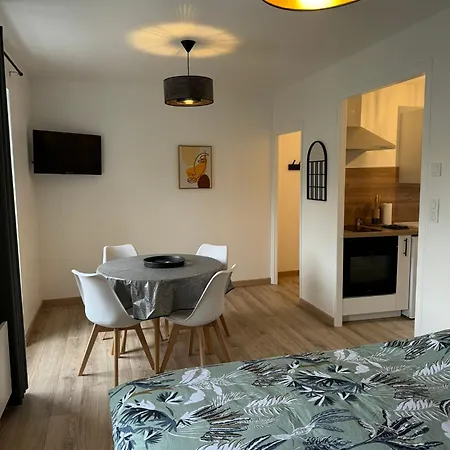 Appartement 2ème étage - Centre-ville - Local Vélos Disponible Mayenne